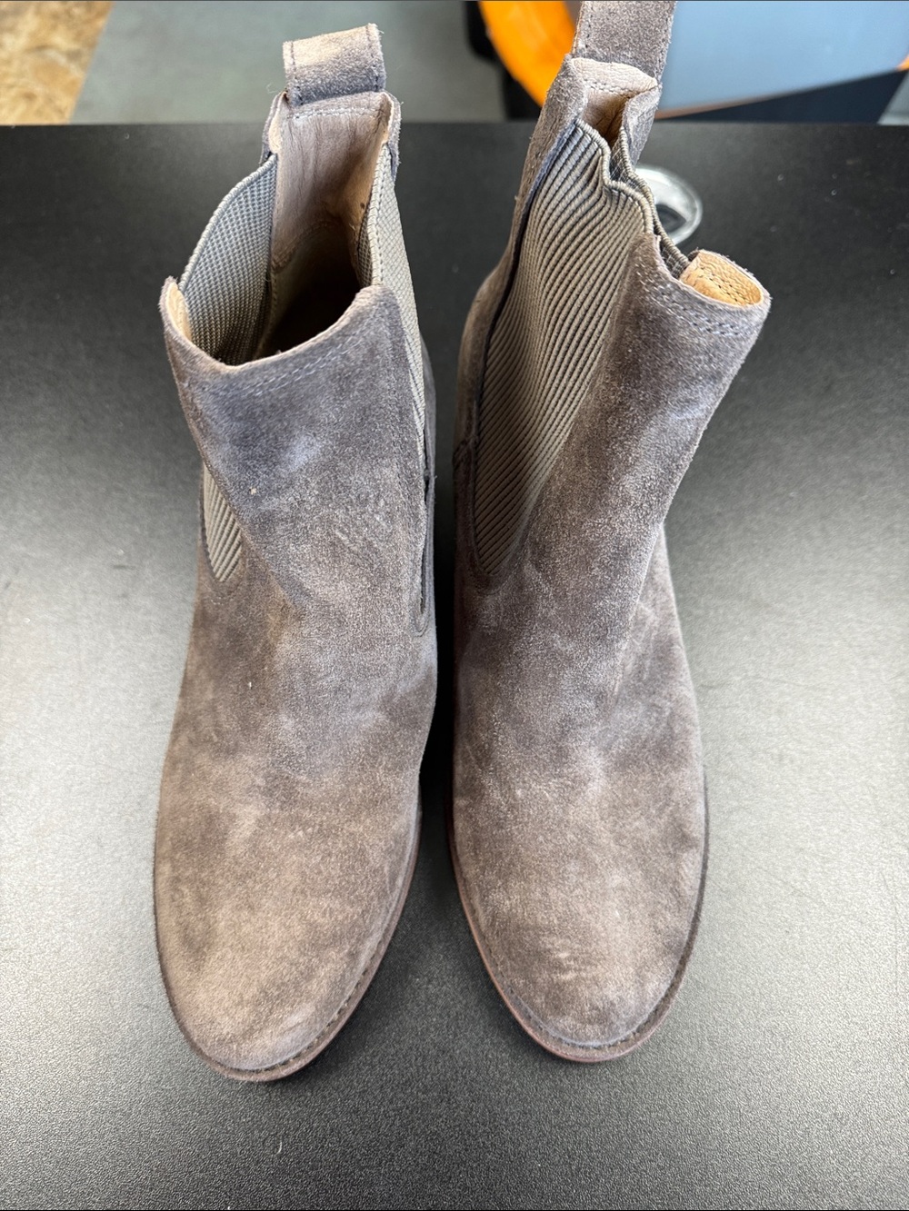 UGG Women's Suede Chelsea Heeled Boots - Brown
